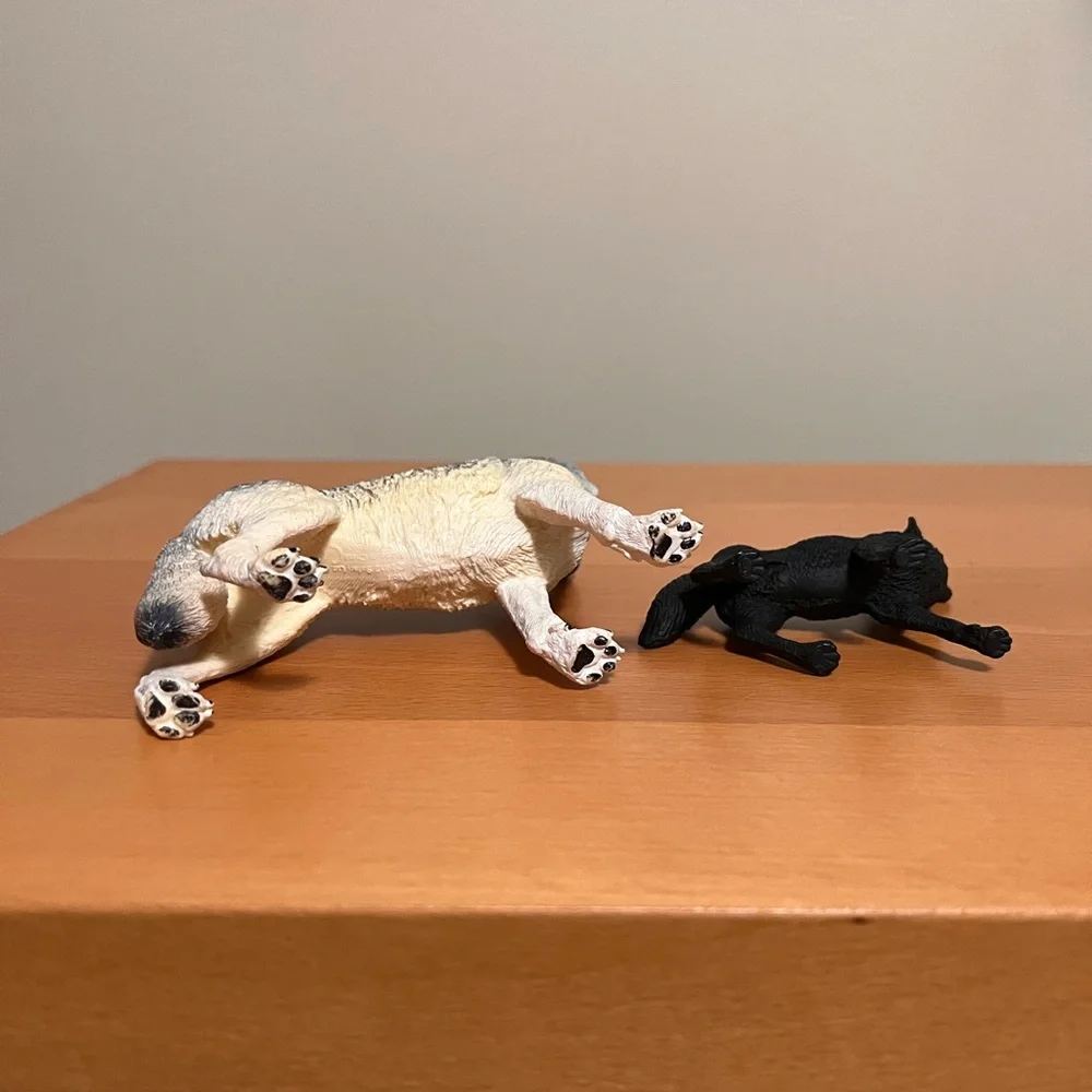 2 plastic wolf lot